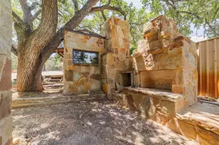 325 Eagles Rest Ln, Burnet, TX 78611 - Photo 3