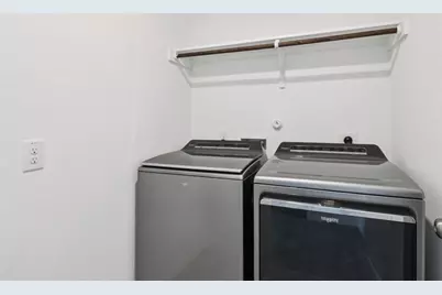 9028 James Bowie, Seguin, TX 78155 - Photo 11