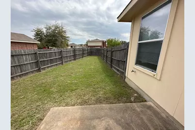 1000 Bluff Meadow Cove, Georgetown, TX 78626 - Photo 19