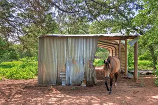 1231 Peach Creek Rd, Waelder, TX 78959 - Photo 17