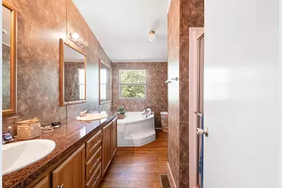 1231 Peach Creek Road, Waelder, TX 78959 - Photo 7