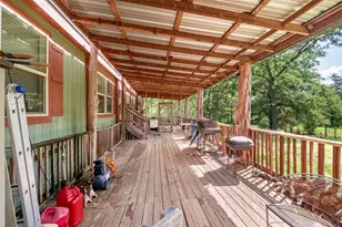 1231 Peach Creek Rd, Waelder, TX 78959 - Photo 5
