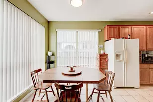 1605 Dapplegrey Ln, Austin, TX 78727 - Photo 11