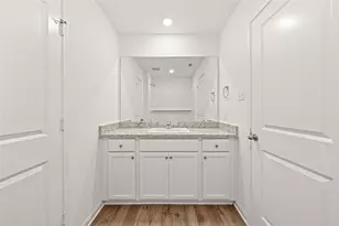 109 Desert Hare Dr, Jarrell, TX 76537 - Photo 7