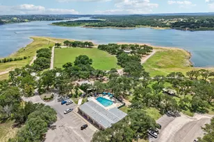 20609 Bridal Path Rd, Lago Vista, TX 78645 - Photo 9