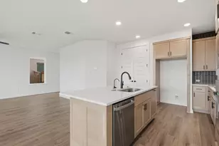 220 Bloomington Loop, Hutto, TX 78634 - Photo 19