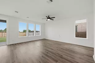220 Bloomington Loop, Hutto, TX 78634 - Photo 9