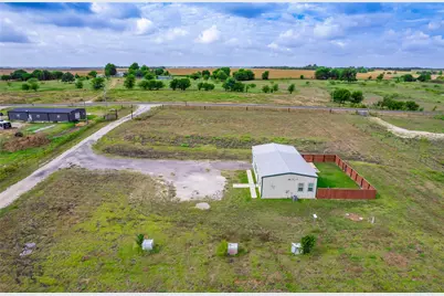 1889 County Road 487, Taylor, TX 76574 - Photo 33