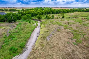 1889 Co Rd 487, Taylor, TX 76574 - Photo 37