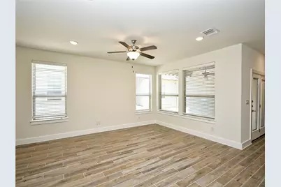 408 Parkline Drive, Georgetown, TX 78626 - Photo 5