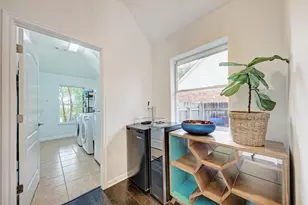 518 Victoria Dr, Cedar Park, TX 78613 - Photo 17