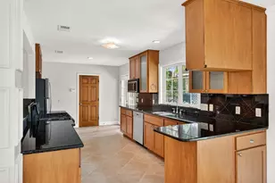 2506 Hillview Rd, Austin, TX 78703 - Photo 11