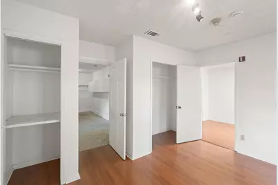 4616 E Cesar Chavez Street, Austin, TX 78702 - Photo 5
