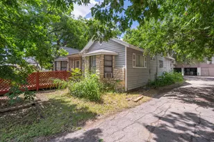 4616 E Cesar Chavez St, Austin, TX 78702 - Photo 3