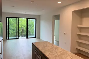 2209 S 1st St, Austin, TX 78704 - Photo 13