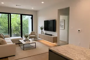 2209 S 1st St, Austin, TX 78704 - Photo 3
