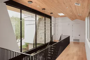 2108 Matterhorn Ln, Austin, TX 78704 - Photo 21