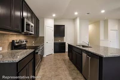 21101 Winslow Cove, Lago Vista, TX 78645 - Photo 13