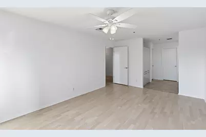 40 N Interstate 35 #7B1, Austin, TX 78701 - Photo 9