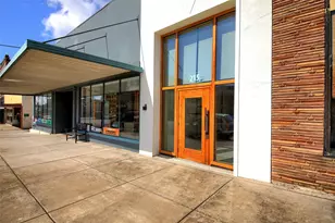 215 N Main St, Taylor, TX 76574 - Photo 1