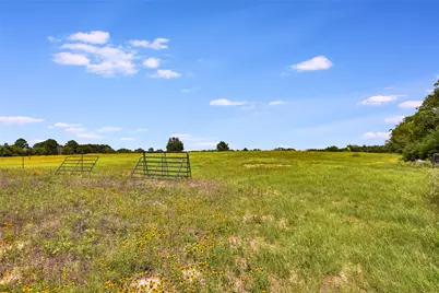 2187 Highway 290 E, McDade, TX 78650 - Photo 31