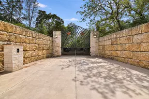 2187 Hwy 290 E, McDade, TX 78650 - Photo 1