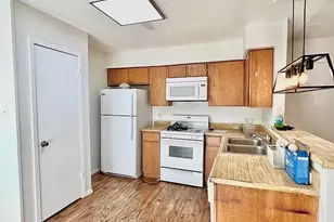801 Bracewood Cir, San Marcos, TX 78666 - Photo 5
