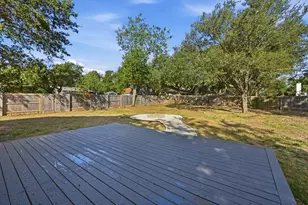8102 Fort Sumter Rd, Austin, TX 78745 - Photo 23