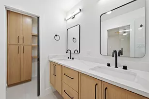 8102 Fort Sumter Rd, Austin, TX 78745 - Photo 19