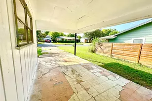 4901 York Hill Dr, Austin, TX 78723 - Photo 17
