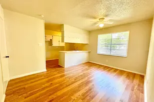 4901 York Hill Dr, Austin, TX 78723 - Photo 7