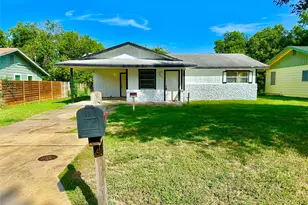 4901 York Hill Dr, Austin, TX 78723 - Photo 1