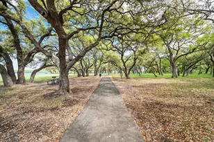 1613 Cobblecrest Ln, Leander, TX 78641 - Photo 37
