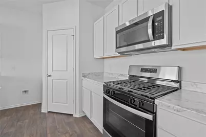 210 Constanza Trail, Bastrop, TX 78602 - Photo 9