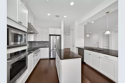 8200 Southwest Parkway #321, Austin, TX 78735 - Photo 11