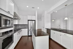 8200 Southwest Pkwy, Austin, TX 78735 - Photo 11