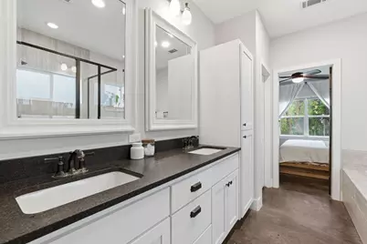 10012 Janet Loop, Dripping Springs, TX 78620 - Photo 17