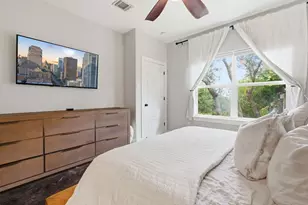 10012 Janet Loop, Dripping Springs, TX 78620 - Photo 15