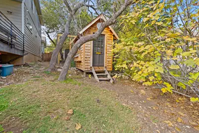 10012 Janet Loop, Dripping Springs, TX 78620 - Photo 31