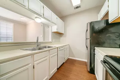 2300 Leon Street #101, Austin, TX 78705 - Photo 3