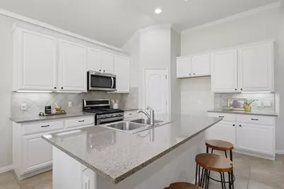 13912 Ashton Woods Circle #26, Austin, TX 78727 - Photo 9