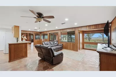 1211 Leissner School Road, Seguin, TX 78155 - Photo 29