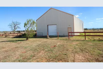 1211 Leissner School Road, Seguin, TX 78155 - Photo 11