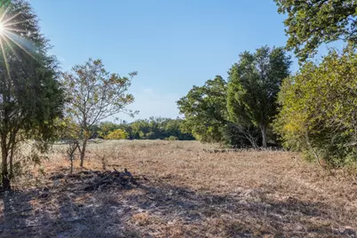 139 Fm 696, Elgin, TX 78621 - Photo 7