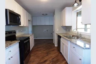 139 Fm 696, Elgin, TX 78621 - Photo 9