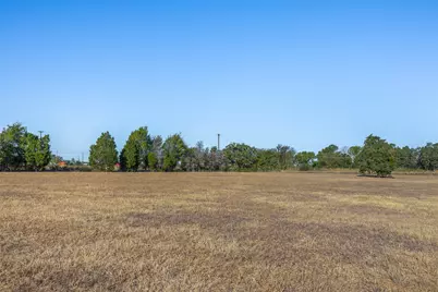 139 Fm 696, Elgin, TX 78621 - Photo 17