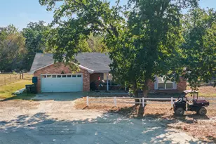 139 FM 696, Elgin, TX 78621 - Photo 27