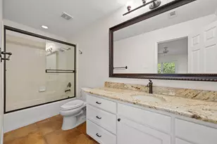 106 Confidence Cove, Lakeway, TX 78734 - Photo 21
