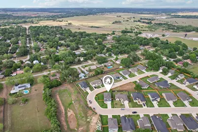 112 Callie Street, Smithville, TX 78957 - Photo 5