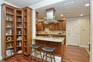 8123 Forest Mesa Dr, Austin, TX 78759 - Photo 7